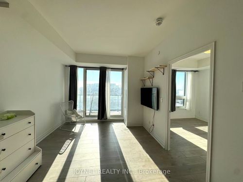 1011-10 Rouge Valley Dr W, Unionville, ON, L6G0G9 | Card Image