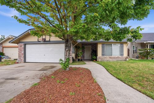 500 Lenore Drive, Modesto, CA, 95351 | Card Image