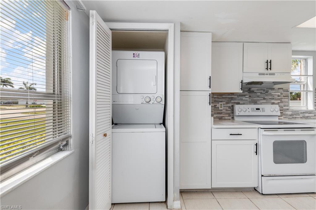 Residential in CAPE CORAL 4