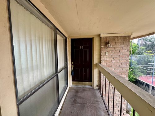 apt-64-1881 Bering Dr, Houston, TX, 77057-3138 | Card Image