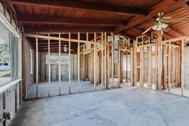 596 S Bayshore Dr, House other with 2 bedrooms, 1 bathrooms and null parking in MADEIRA BEACH FL | Image 11