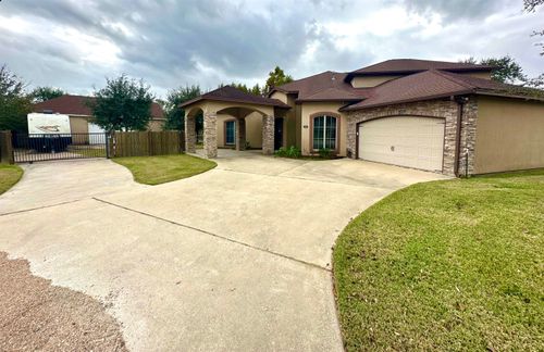 216 Berwick Dr., Bridge City, TX, 77611 | Card Image