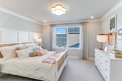 203 Piper Glen Ave, Oswego, IL, 60543-5660 | Card Image