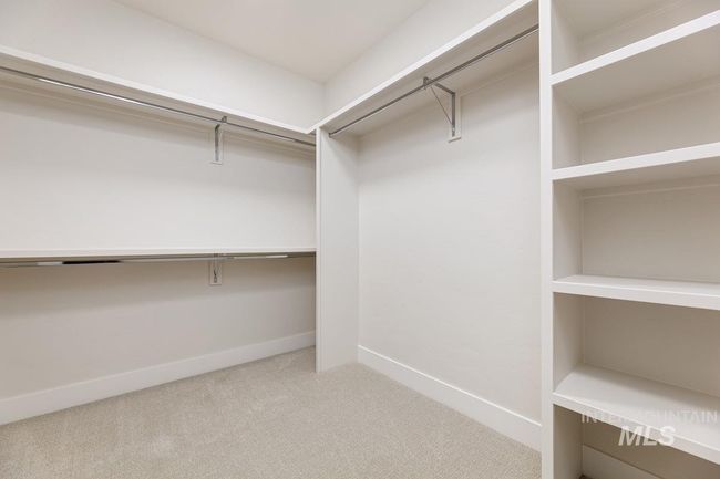5813 E Marmount Ct, House other with 5 bedrooms, 5 bathrooms and 4 parking in Boise ID | Image 34