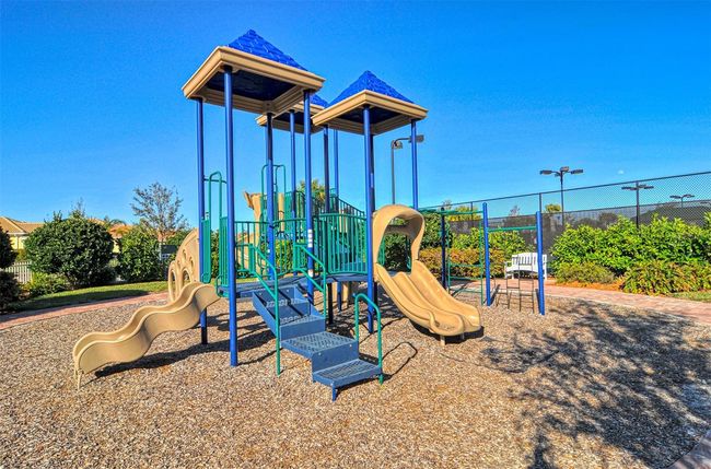 5759 Benevento Dr, House other with 3 bedrooms, 3 bathrooms and null parking in SARASOTA FL | Image 71
