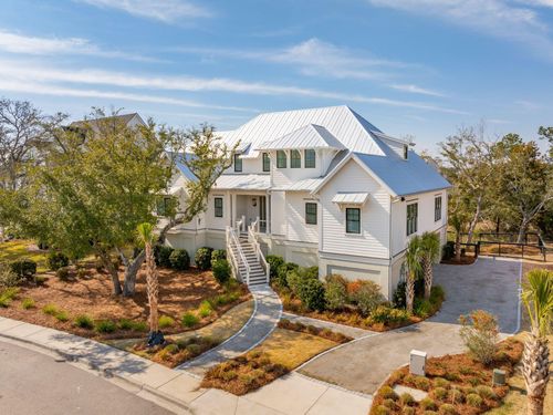 835 Dunham St, Daniel Island, SC, 29492-7591 | Card Image