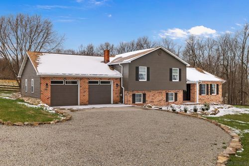 147 Fike Ln, Addison, PA, 15411-2011 | Card Image