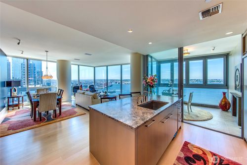 apt-2303-1521 2nd Ave, Seattle, WA, 98101-4516 | Card Image