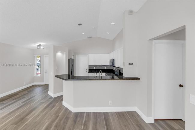 1592 Salerno Cir, House other with 3 bedrooms, 2 bathrooms and null parking in Weston FL | Image 6