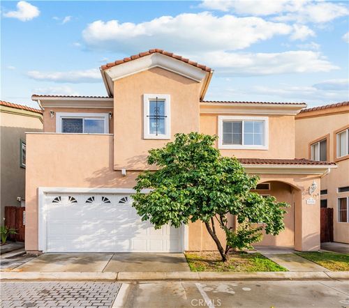 7-939 Via Camino, Wilmington, CA, 90744-4668 | Card Image