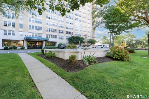 9n-2625 Park Ave, Bridgeport, CT, 06604-1343 | Card Image