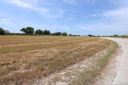 LOT 81-88 BLK A Nottingham Ln, Kenedy, TX, 78119 | Card Image