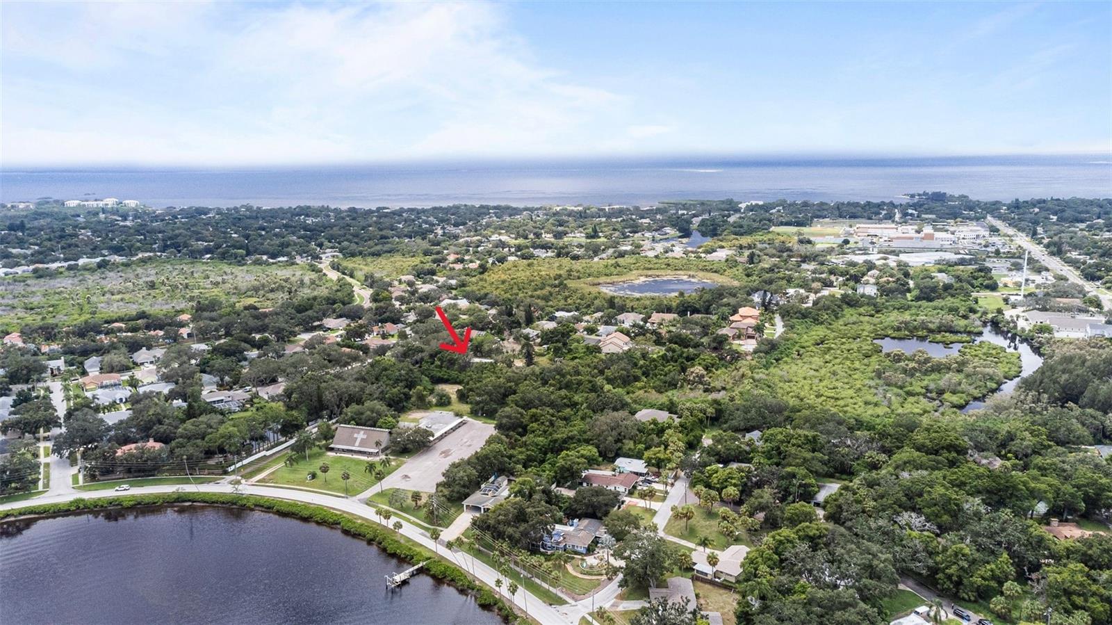 Poulos Ln, Tarpon Springs, FL 34689