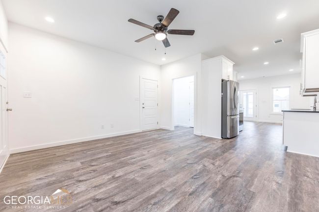 107 W Point Ct, House other with 4 bedrooms, 3 bathrooms and null parking in Warner Robins GA | Image 4