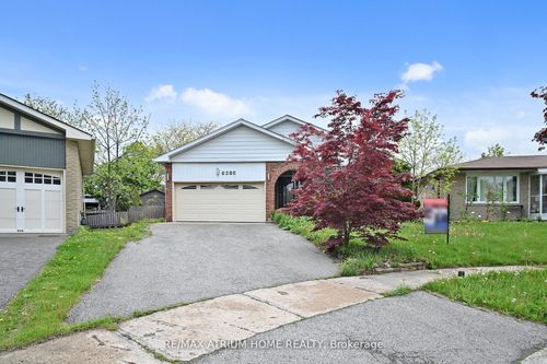 3672 Galeair Crt, Mississauga, ON, L5C2H5 | Card Image