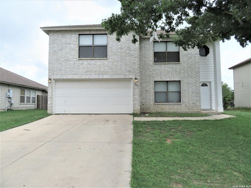 1093 Stone Br, New Braunfels, TX, 78130-2446 | Card Image