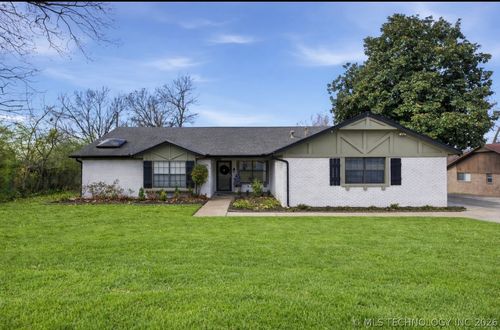 11618 S 74th East Ave, Bixby, OK, 74008-2016 | Card Image