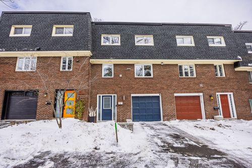 3 Pentry Lane, Ottawa, ON, K1S0X1 | Card Image