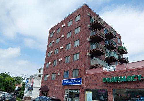 5c-2570 E 17th St, Brooklyn, NY, 11235-3505 | Card Image