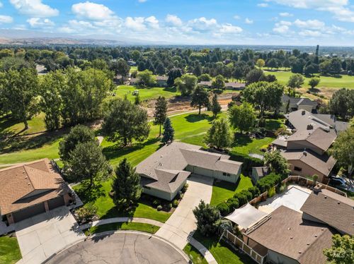 918 N Eagle Hills Way, Eagle, ID, 83616-5214 | Card Image