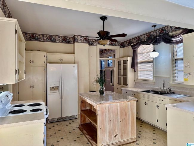 401 8 Th St Sw, House other with 4 bedrooms, 2 bathrooms and null parking in Cullman AL | Image 15