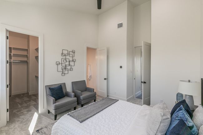 Primary Bedroom | Image 12