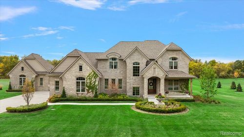 62477 Rosina Ct, Ray, MI, 48096-4802 | Card Image