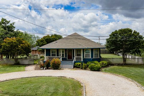 911 23rd St, Anson, TX, 79501-7127 | Card Image