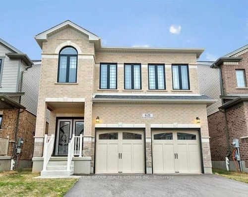 621 Florencedale Cres, Kitchener, ON, N2R0N4 | Card Image