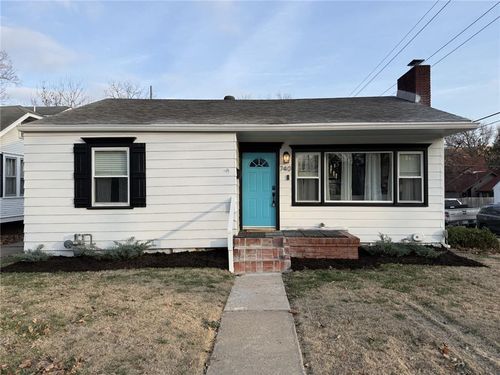 740 Sw Jewell Ave, Topeka, KS, 66606-1609 | Card Image