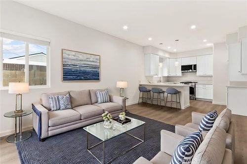 1-4508 Hedda St, Lakewood, CA, 90712-1150 | Card Image