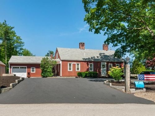 27 Old State Rd, Epping, NH, 03042-1902 | Card Image