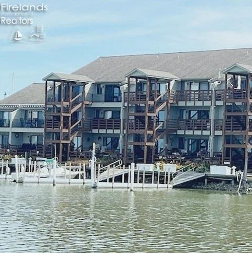 1793 N Windward Dr, Port Clinton, OH, 43452-3671 | Card Image
