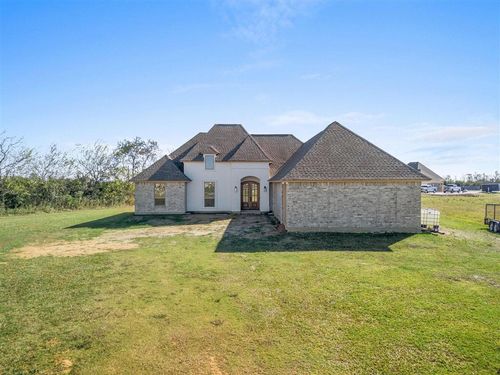 5873 N Crescent Dr, Iowa, LA, 70647-5171 | Card Image