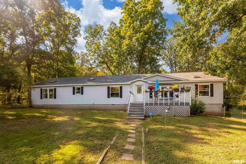 375 Lakota Way Dr, Carbondale, IL, 62902-8068 | Card Image