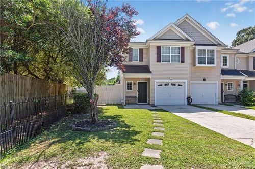 2000 Paramont Ave, Chesapeake, VA, 23320-2447 | Card Image
