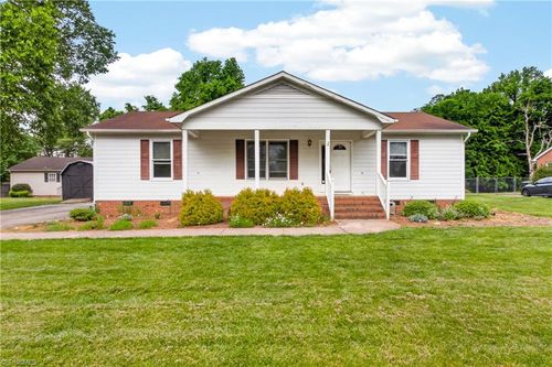 3701 Mulberry Ln, High Point, NC, 27265-1857 | Card Image