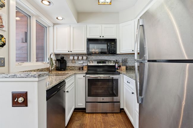 J10 - 180 High Ridge Rd, Condo with 1 bedrooms, 1 bathrooms and null parking in Killington VT | Image 7