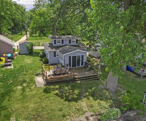 152 Wildwood Beach Rd, Quincy, MI, 49082-9592 | Card Image