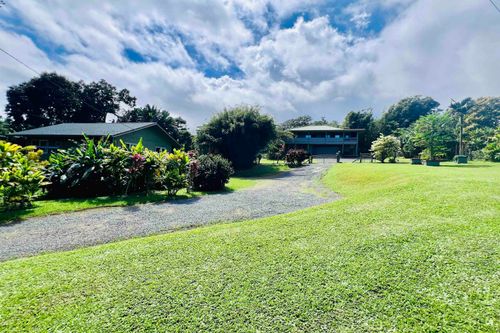 8040 Hana Hwy, Haiku, HI, 96708-5780 | Card Image