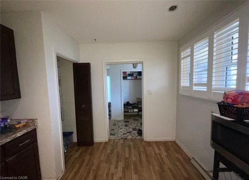 415 Mount Pleasant Rd, Brantford, ON, N3T5L5 | Card Image