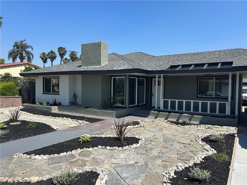 308 S Poinsettia Ave, Compton, CA, 90221-3343 | Card Image