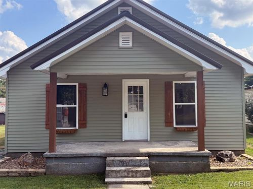 1308 E Oak St, Dexter, MO, 63841-1417 | Card Image