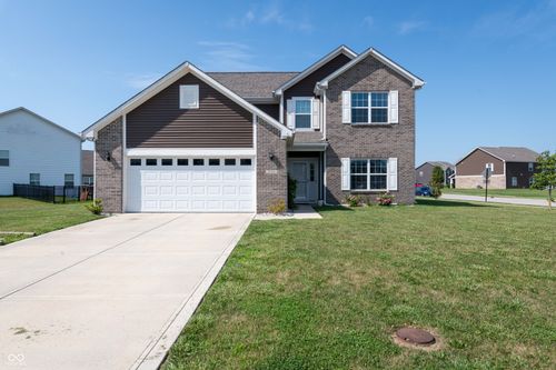 7626 Merrick Dr, Brownsburg, IN, 46112-5638 | Card Image