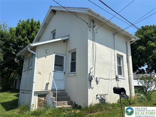 920 E Juniata St, ALLENTOWN, PA, 18103-4213 | Card Image