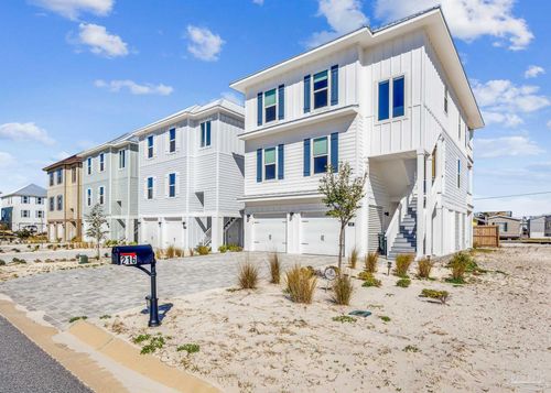 216 Clipper Dr, Pensacola, FL, 32507-9592 | Card Image