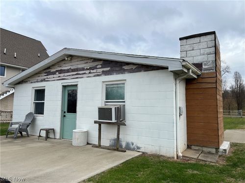 760 Happy Valley Rd, Parkersburg, WV, 26104-8616 | Card Image