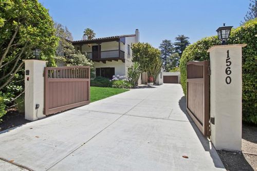 1560 University Ave, Palo Alto, CA, 94301-3139 | Card Image
