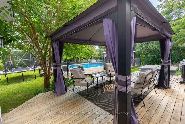154 Dundas St E, House other with 3 bedrooms, 2 bathrooms and 6 parking in Dundas ON | Image 33