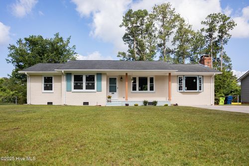 208 Forest View Dr, Havelock, NC, 28532-2710 | Card Image
